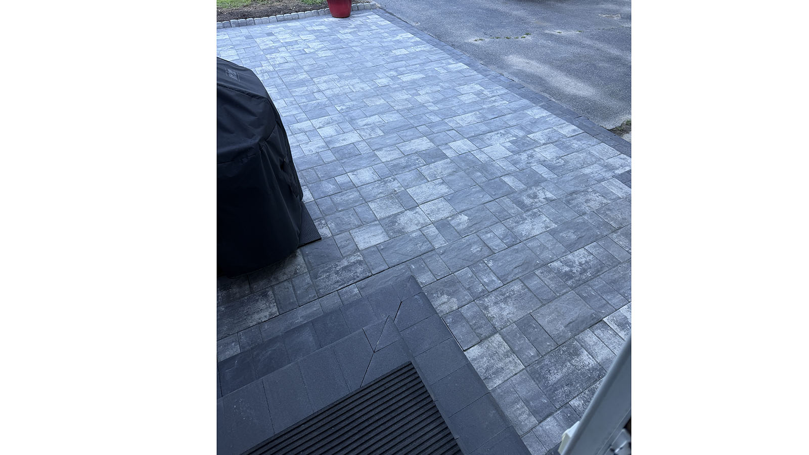 Natural stone patio - outdoor seating area
